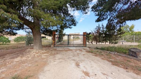 Casa independiente en avenida d'Algoda