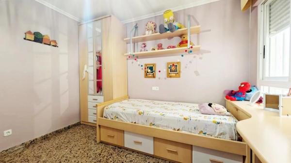 Piso en calle de Maximilia Thous