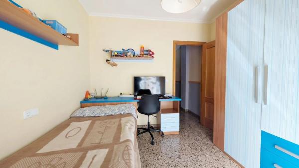 Piso en calle de Maximilia Thous