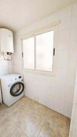 Piso en calle de Maximilia Thous