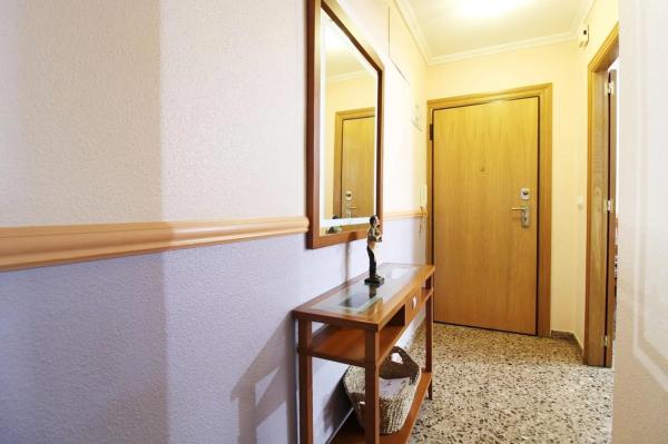 Piso en calle de Maximilia Thous