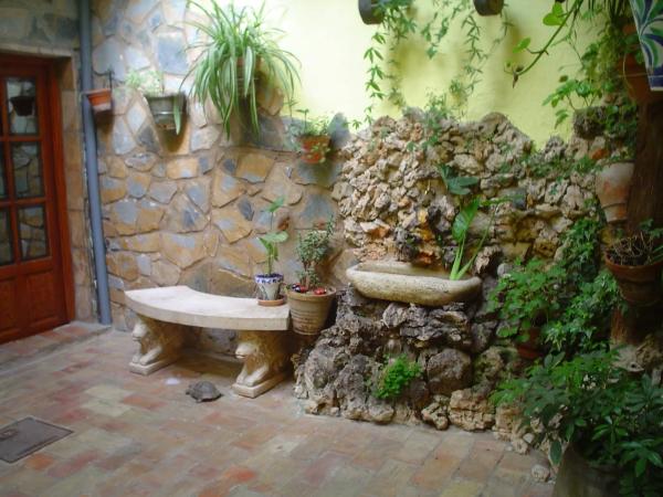 Chalet adosado en Nueva, 24