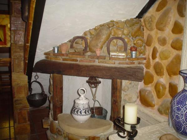 Chalet adosado en Nueva, 24