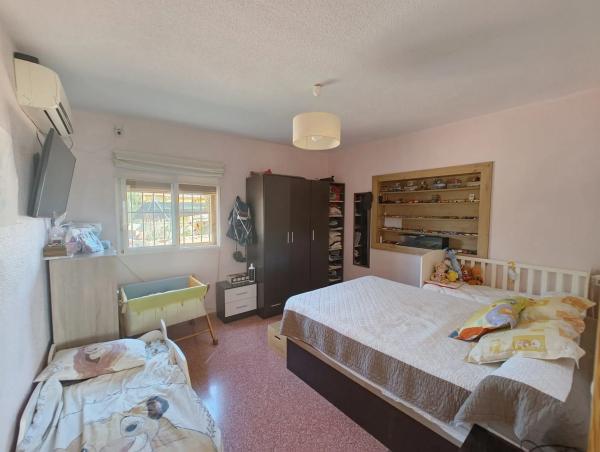 Casa independiente en calle la Cañada