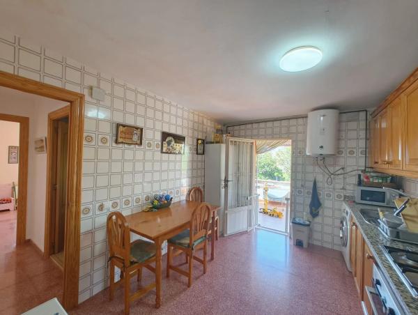 Casa independiente en calle la Cañada