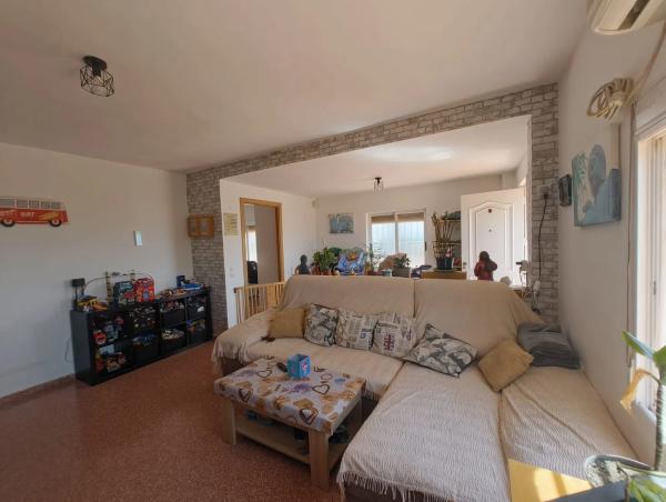 Casa independiente en calle la Cañada