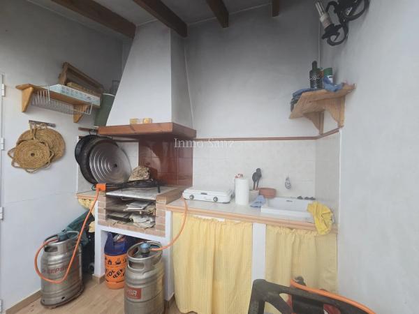 Chalet pareado en calle Font de Bany