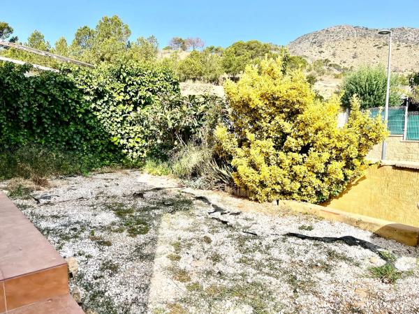 Casa independiente en calle les Oliveres, 13