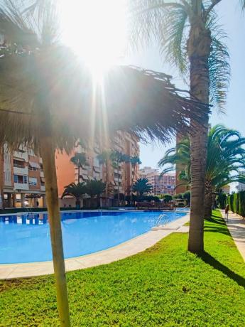 Piso en avenida Oviedo, 4