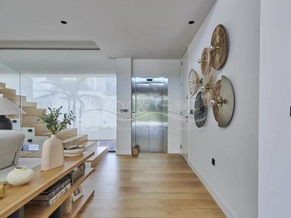 Casa independiente en calle Jurista Lopez Amo, 17 -13