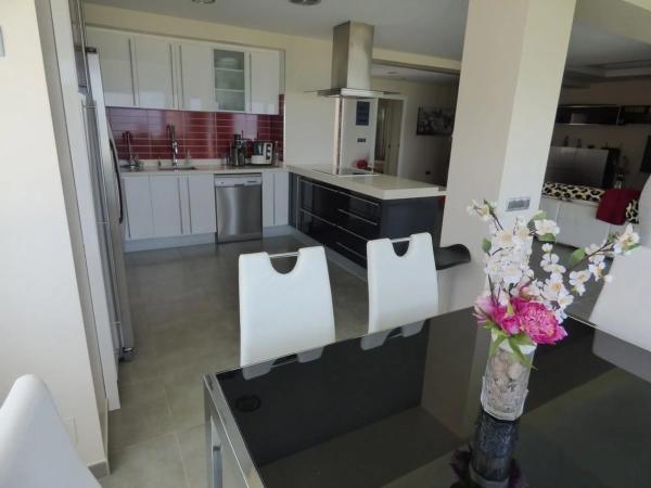 Chalet pareado en calle del Nudo, 1