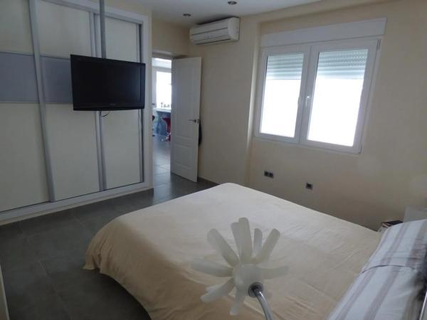 Chalet pareado en calle del Nudo, 1