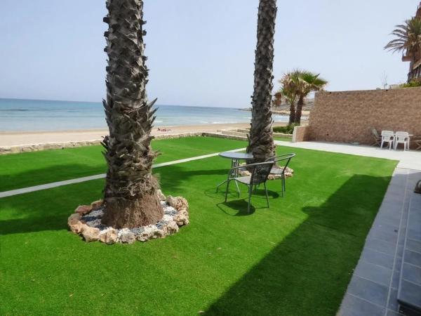 Chalet pareado en calle del Nudo, 1