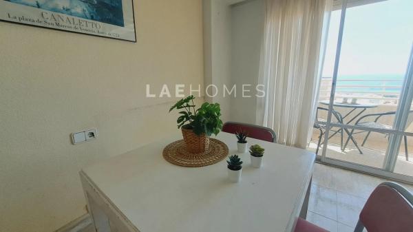 Estudio en calle Poeta Vila y Blanco, 4