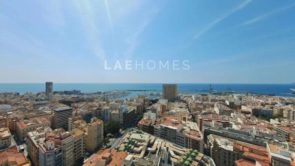 Estudio en calle Poeta Vila y Blanco, 4