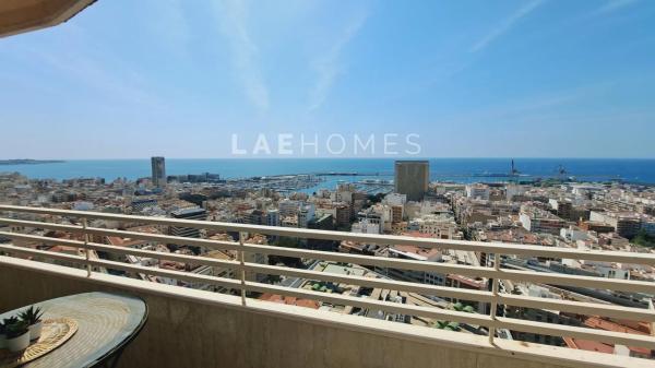 Estudio en calle Poeta Vila y Blanco, 4