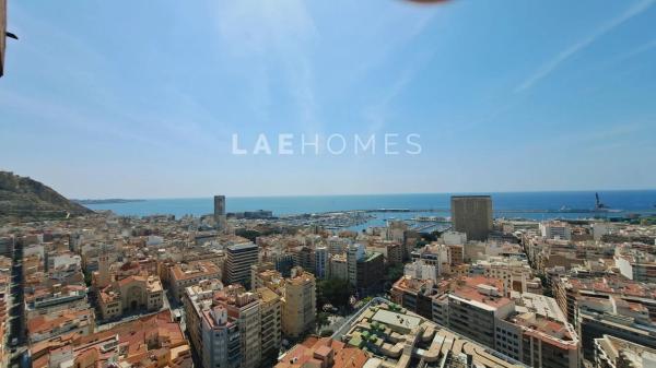 Estudio en calle Poeta Vila y Blanco, 4