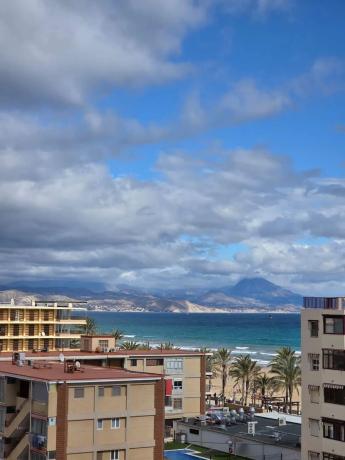 Piso en avenida de Holanda s/n