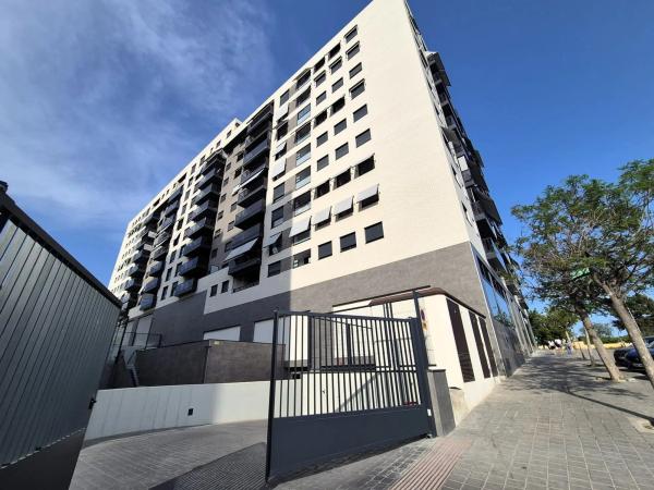 Piso en avenida Deportista Isabel Fernández, 2