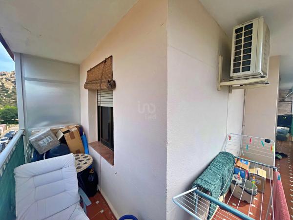 Piso en calle Doña Dolsa, 8