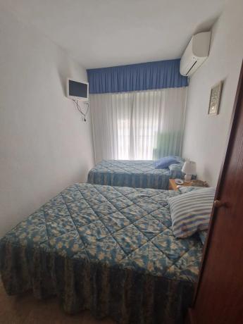 Piso en calle Doña Dolsa, 2