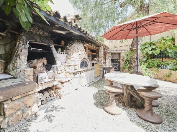 Chalet pareado en avenida Albufereta, 81 -73