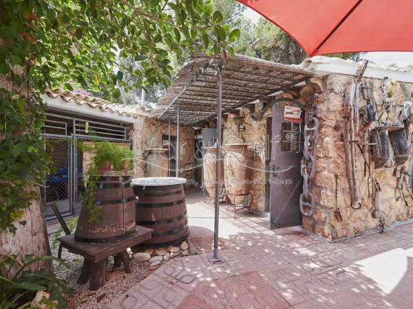 Chalet pareado en avenida Albufereta, 81 -73