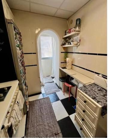 Piso en calle los Pueblos, 3