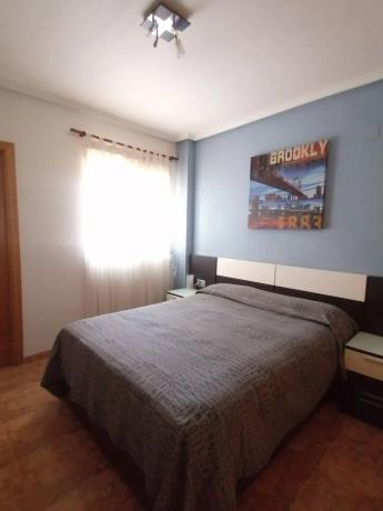 Piso en calle Britania, 33