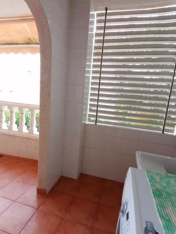 Piso en calle Britania, 33