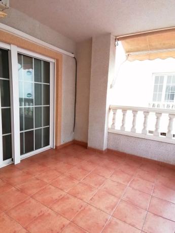 Piso en calle Britania, 33