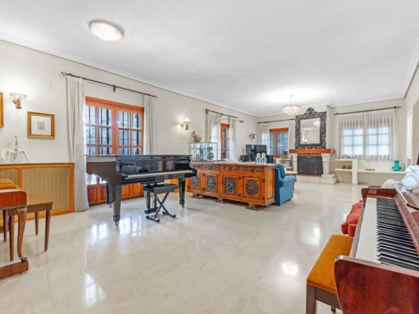 Casa independiente en calle Loma Hermosa, 6