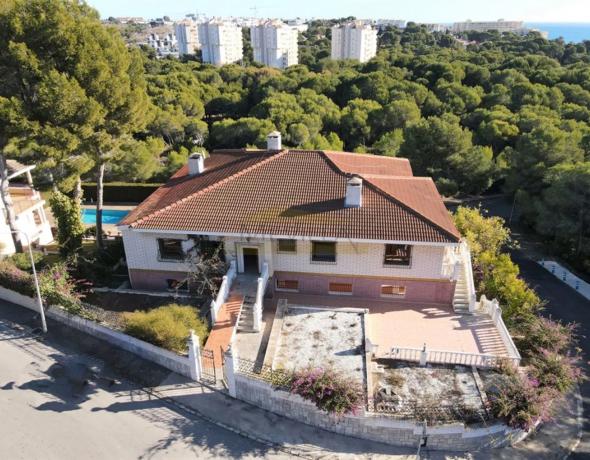Chalet en Barrio Campoamor