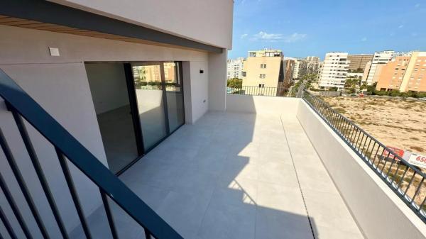 Ático en calle Periodista Asuncion Valdes, 13