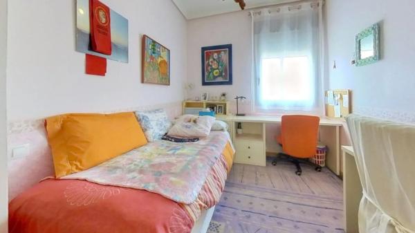 Piso en Avenida Medico Ricardo Ferre, 42