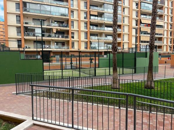 Piso en Avenida Medico Ricardo Ferre, 42