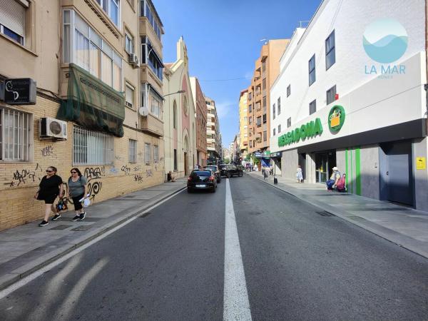 Piso en calle Reyes Católicos