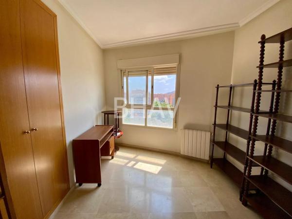 Dúplex en avenida Juan Sanchis Candela