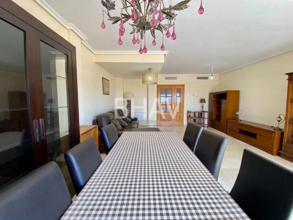 Dúplex en avenida Juan Sanchis Candela