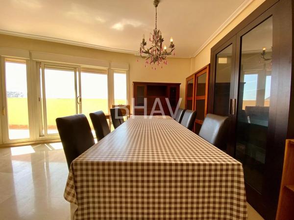 Dúplex en avenida Juan Sanchis Candela