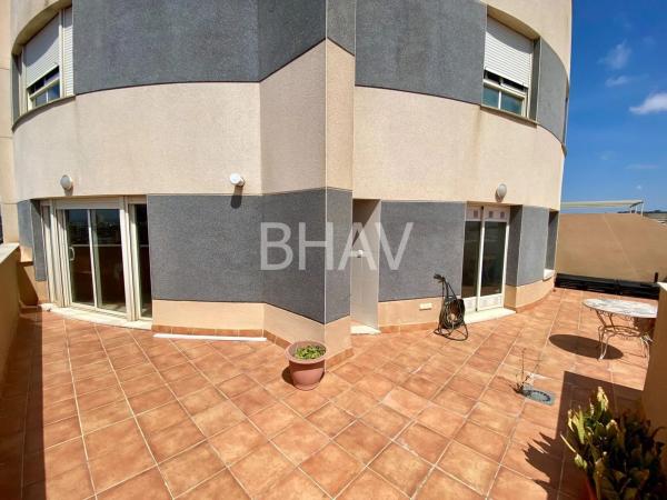 Dúplex en avenida Juan Sanchis Candela