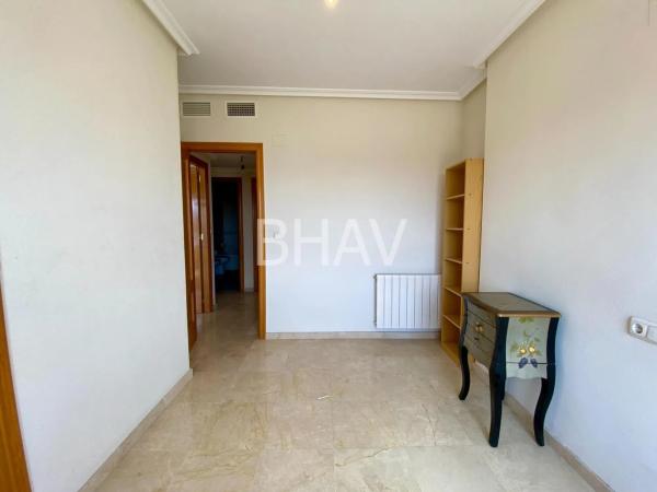 Dúplex en avenida Juan Sanchis Candela