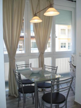 Estudio en rambla de Méndez Núñez, 43