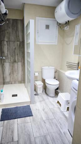 Estudio en rambla de Méndez Núñez, 43