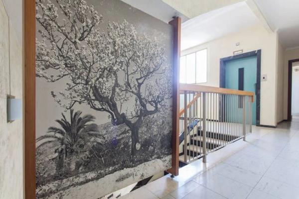 Estudio en rambla de Méndez Núñez, 43