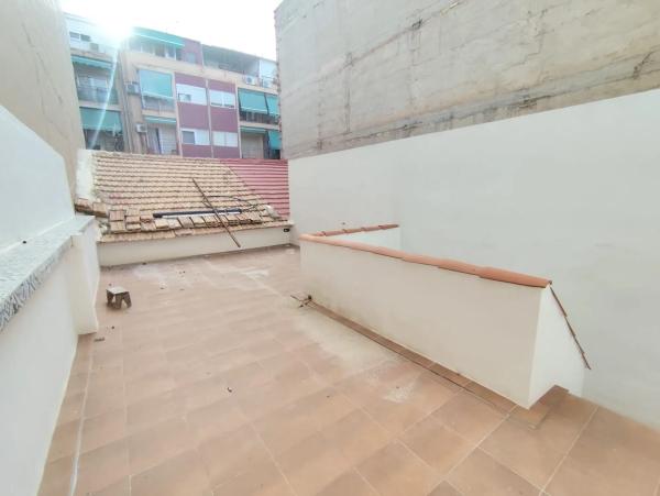 Chalet adosado en calle Antares