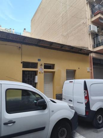 Chalet adosado en calle Antares