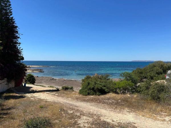 Casa independiente en avenida de la Costa Blanca