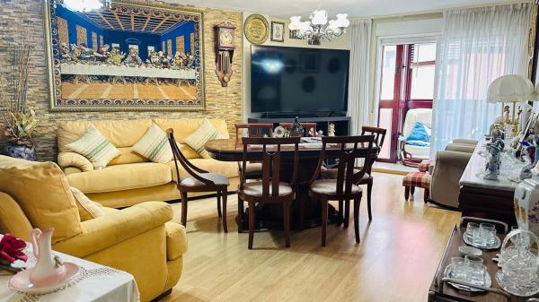 Piso en Barrio Carolinas Bajas