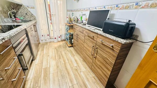 Piso en Barrio Carolinas Bajas